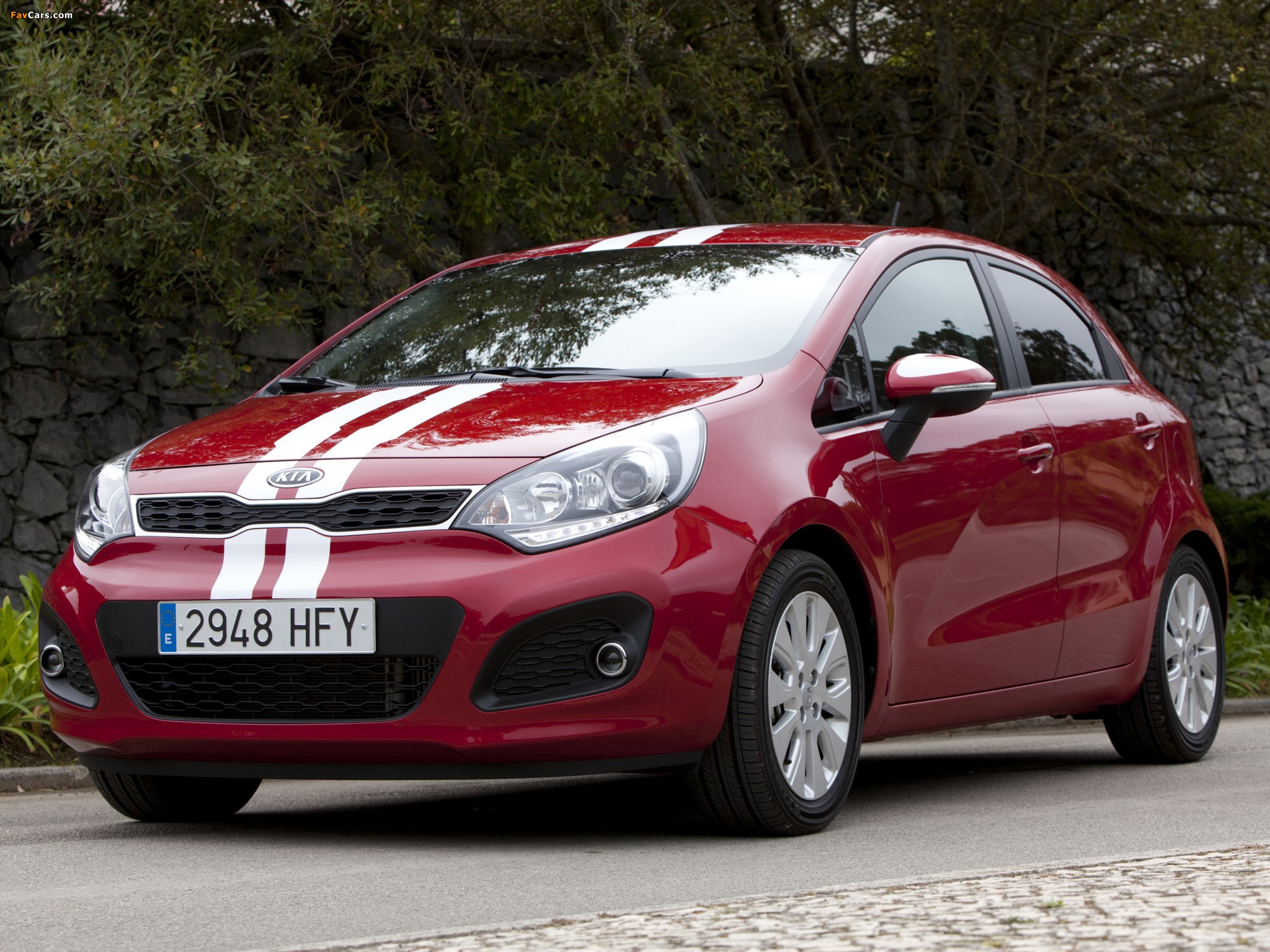 Images of Kia Rio 5-door EcoDynamics (UB) 2011 (2048 x 1536)