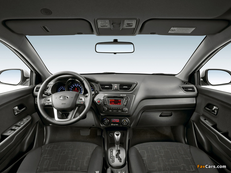 Images of Kia Rio 5-door CIS-spec (QB) 2012 (800 x 600)