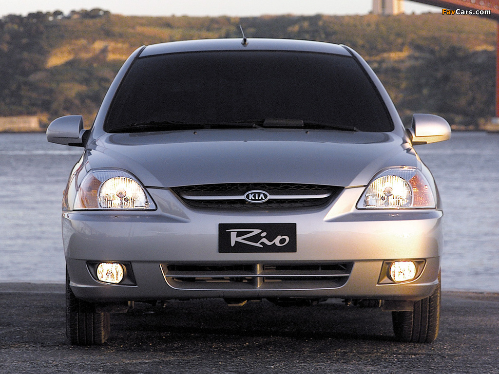 Kia Rio Wagon (DC) 2002–05 images (1024 x 768)