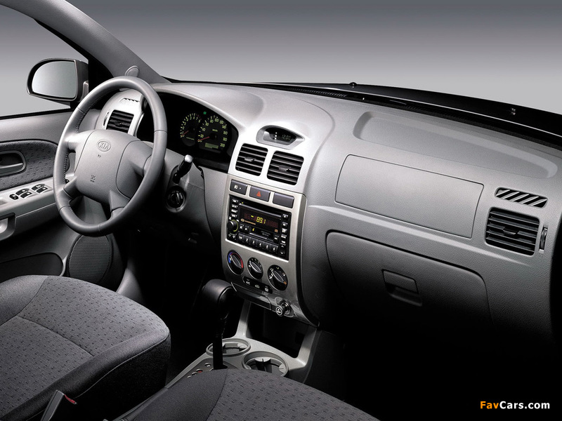 Kia Rio Sedan (DC) 2002–05 pictures (800 x 600)