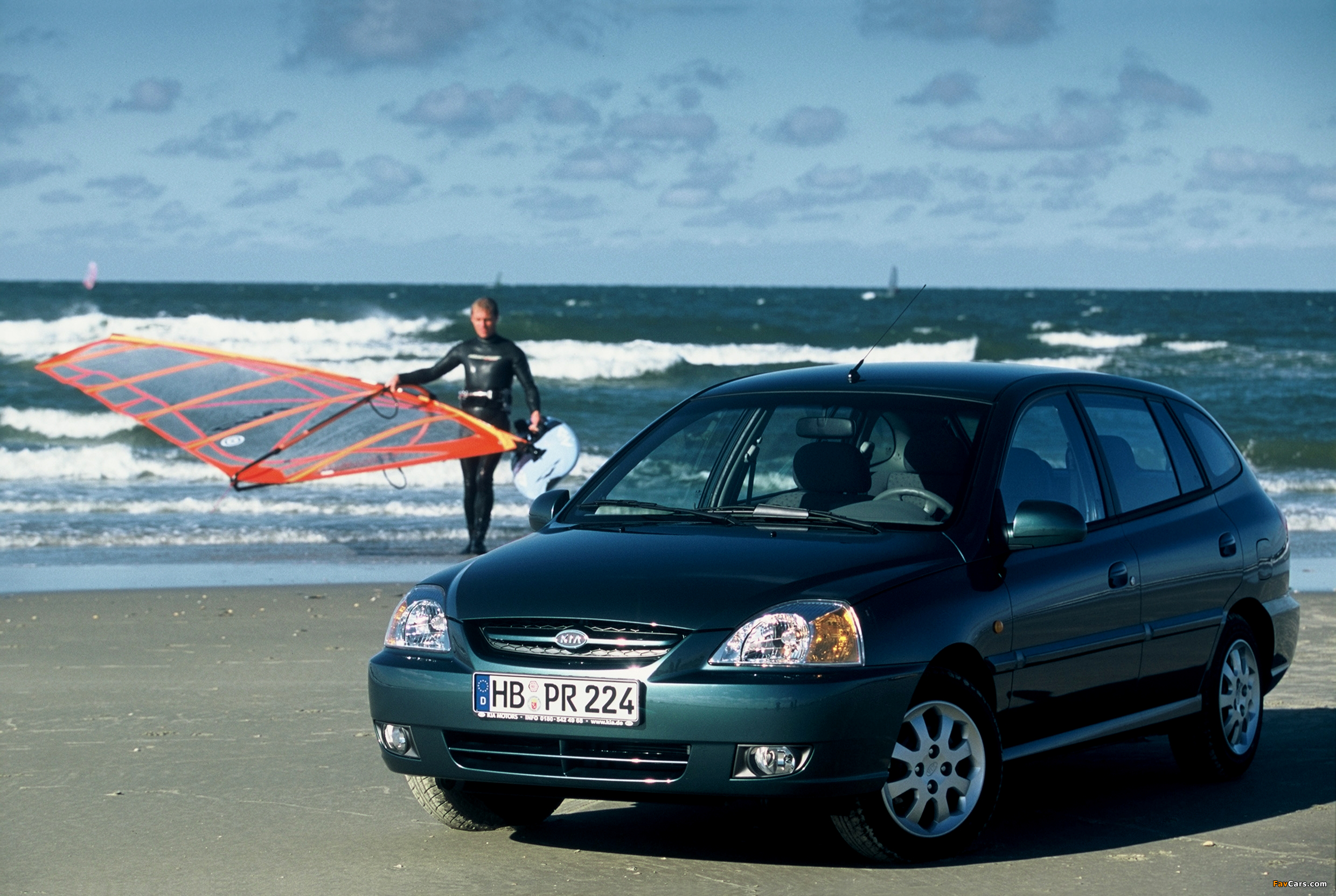 Kia Rio Wagon (DC) 2002–05 wallpapers (2480 x 1664)