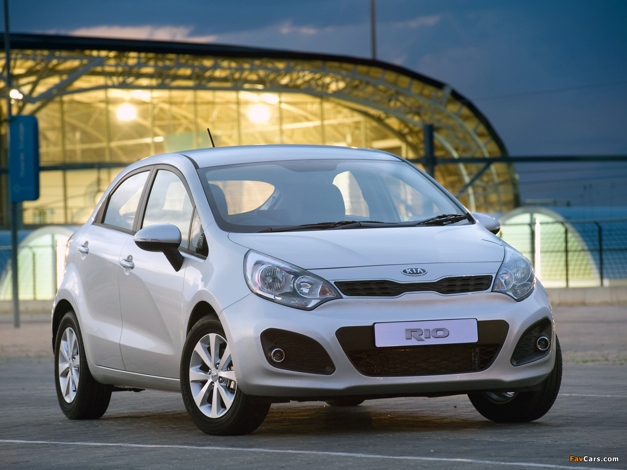 Kia Rio 5-door ZA-spec (UB) 2011 pictures (1280 x 960)