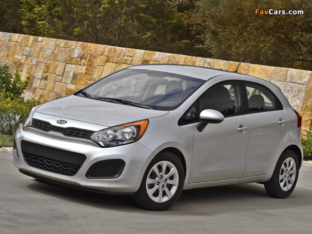 Kia Rio 5-door US-spec (UB) 2011 wallpapers (640 x 480)