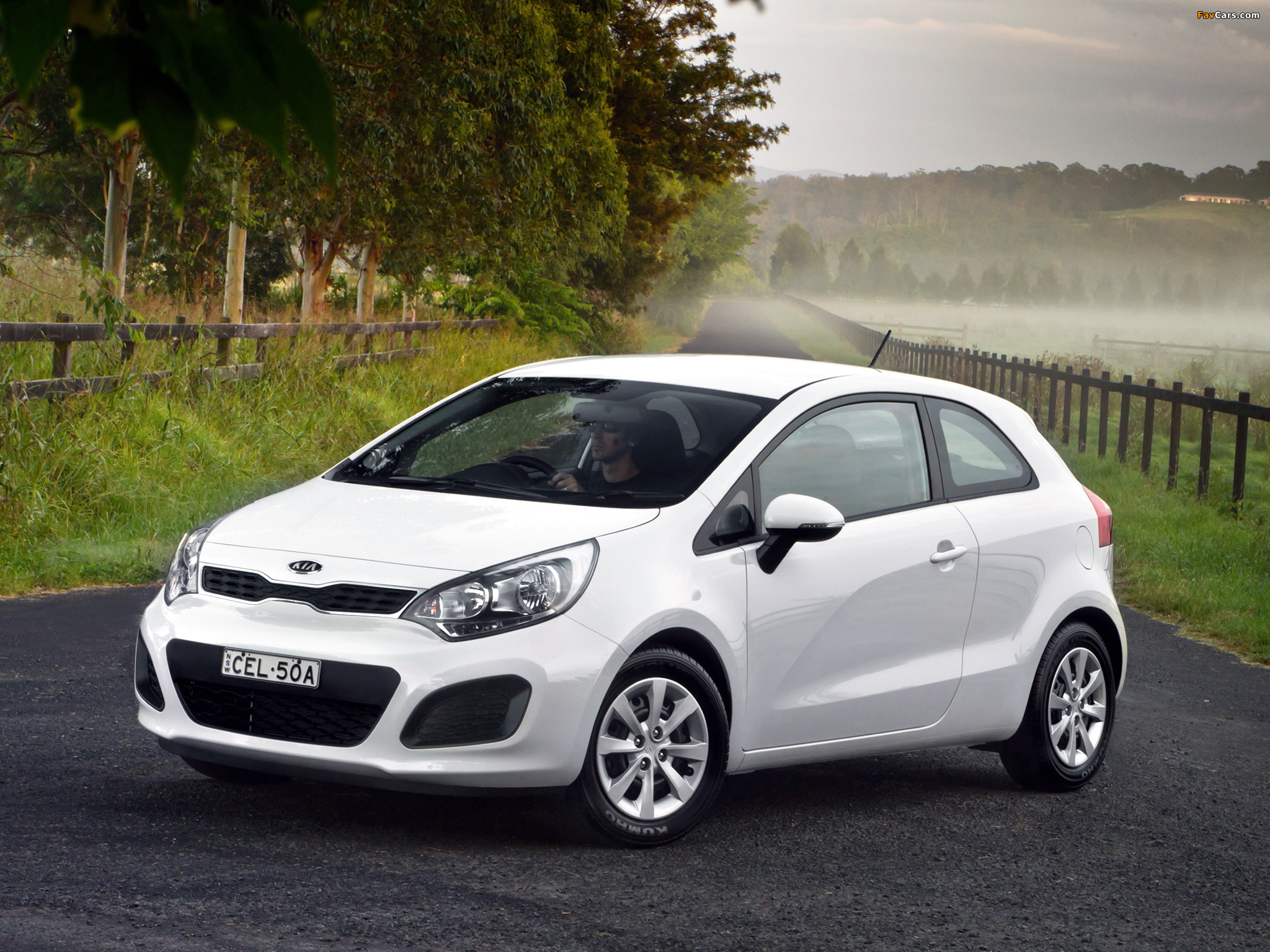 Kia Rio 3-door AU-spec (UB) 2011 wallpapers (2048 x 1536)