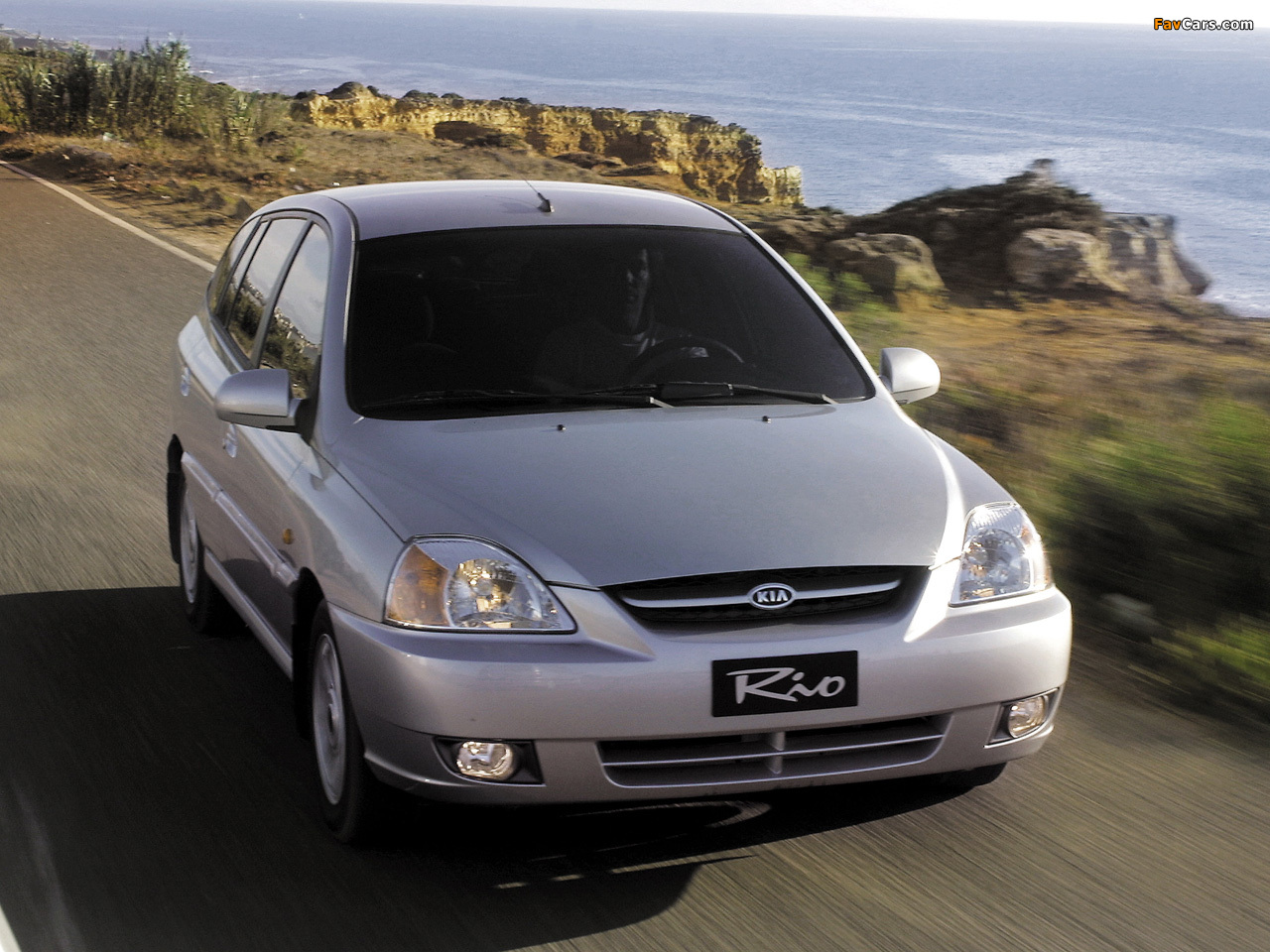 Photos of Kia Rio Wagon (DC) 2002–05 (1280 x 960)