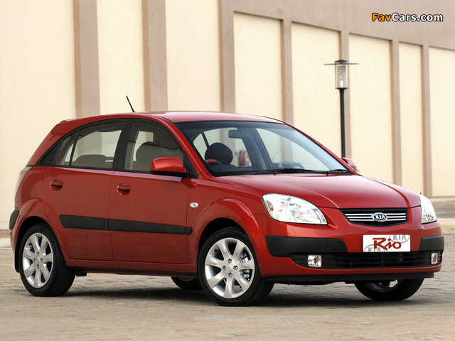 Photos of Kia Rio Hatchback ZA-spec (JB) 2005–08 (640 x 480)