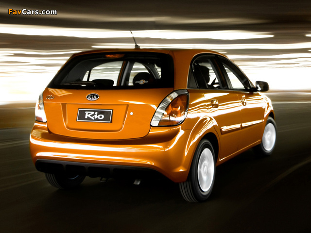 Photos of Kia Rio Hatchback AU-spec (JB) 2009–11 (640 x 480)