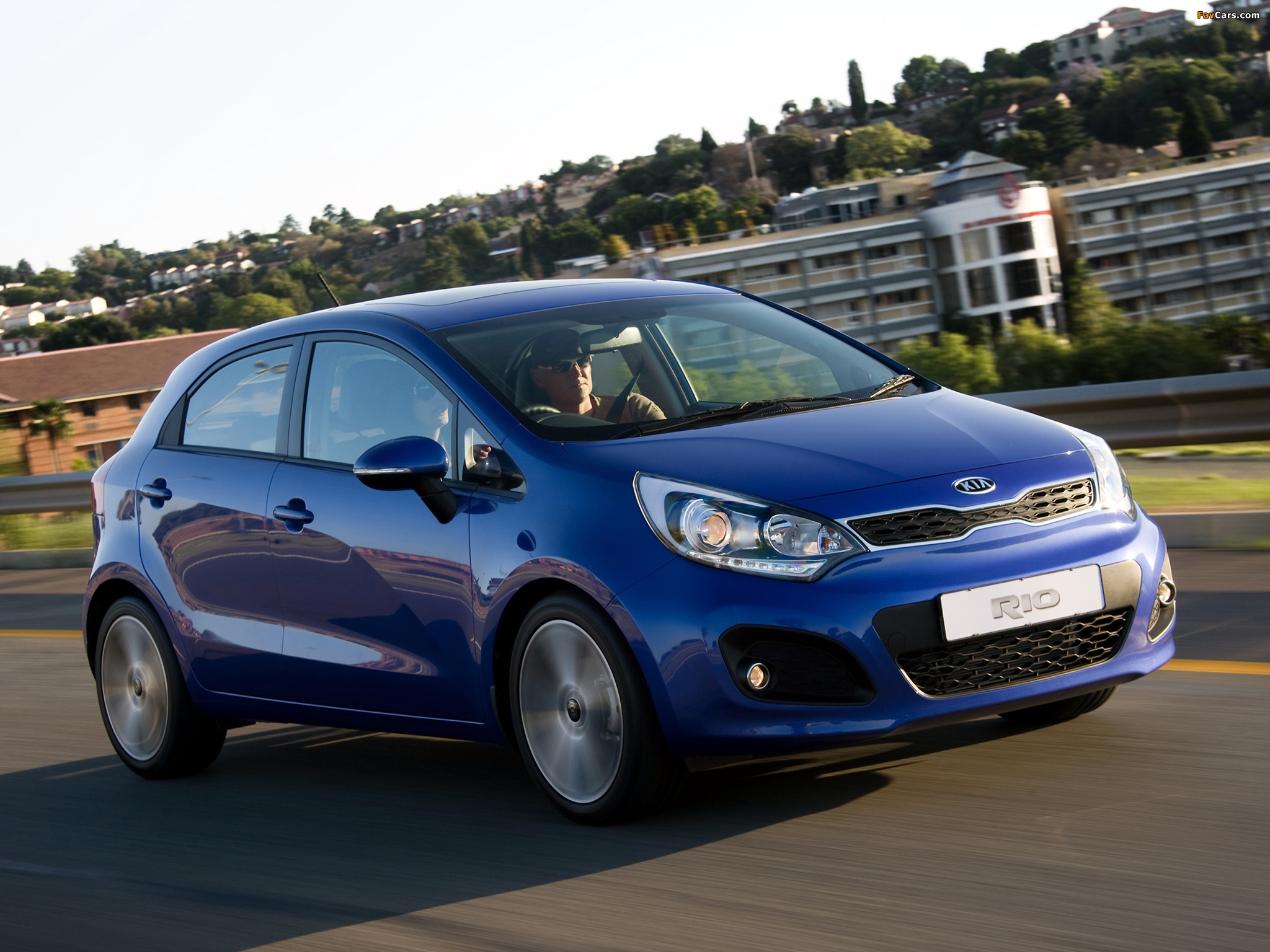 Photos of Kia Rio 5-door ZA-spec (UB) 2011 (2048 x 1536)