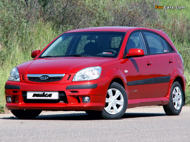 Pictures of Kia Rio Hatchback by Nika (JB) 2005–09 (640 x 480)