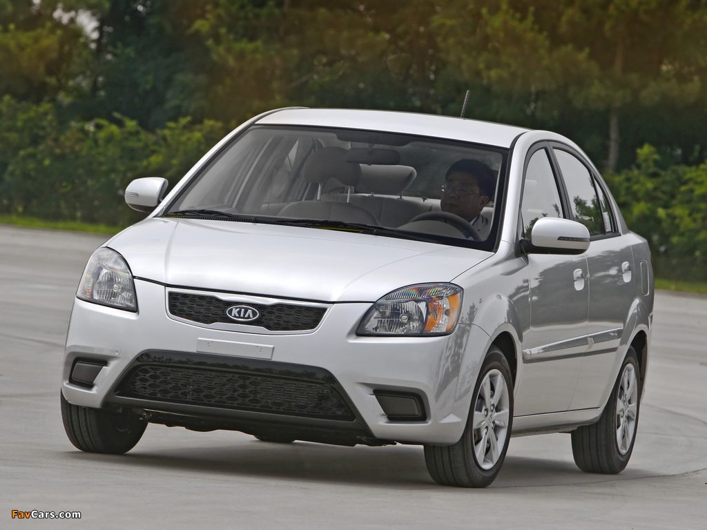 Pictures of Kia Rio Sedan US-spec (JB) 2009–11 (1024 x 768)