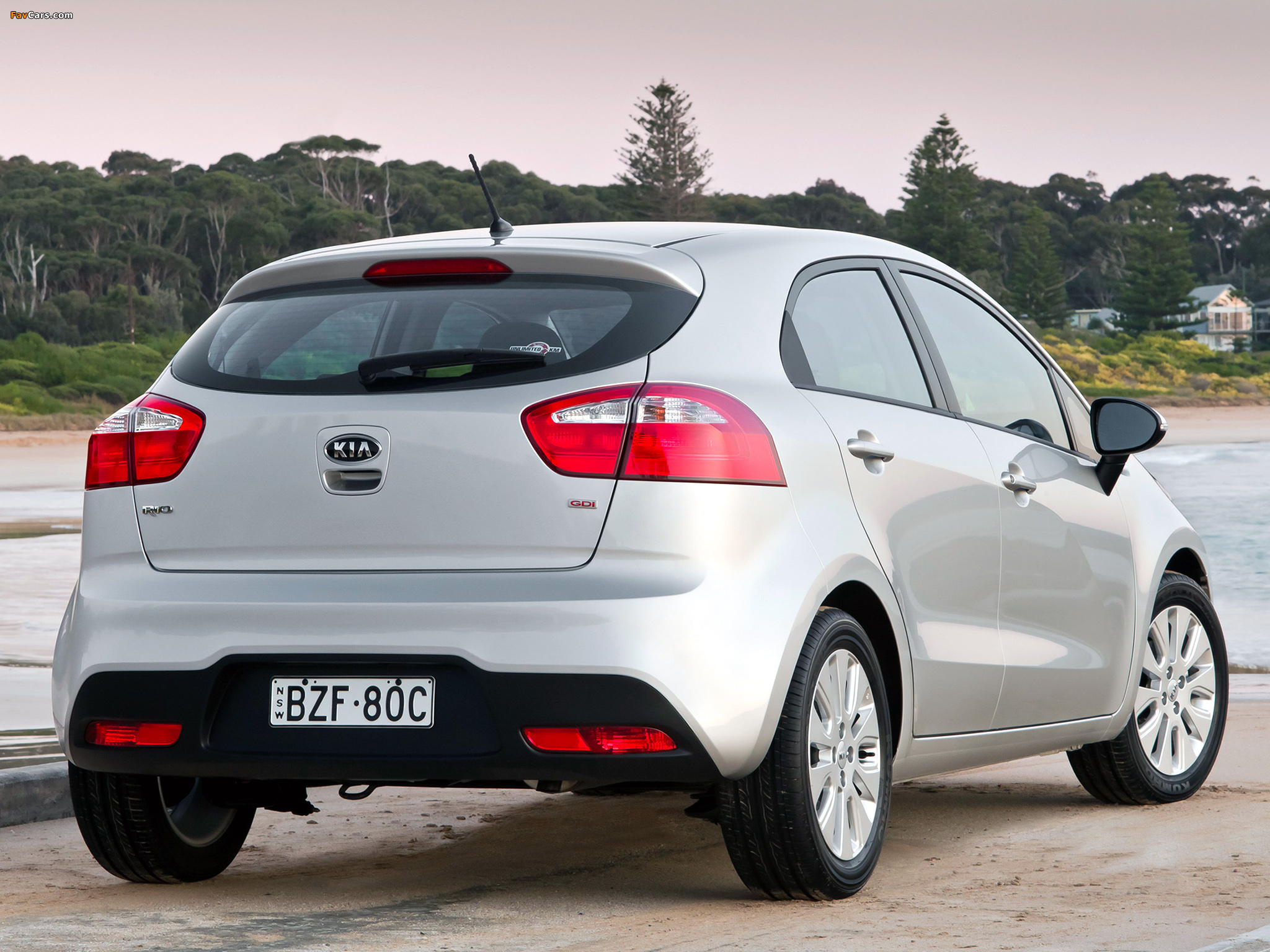 Pictures of Kia Rio 5-door AU-spec (UB) 2011 (2048 x 1536)