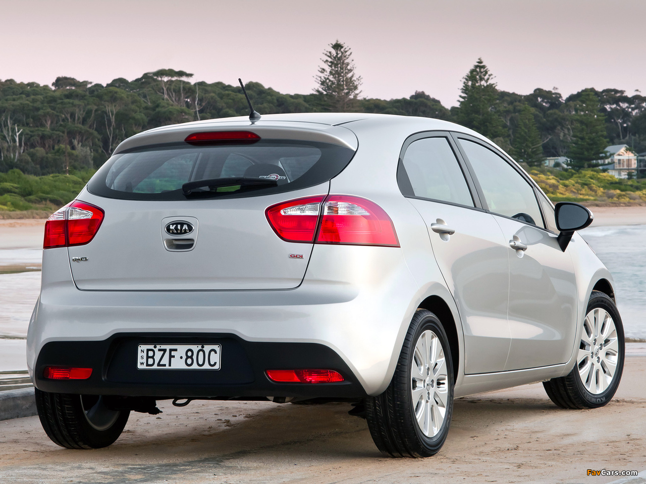 Pictures of Kia Rio 5-door AU-spec (UB) 2011 (1280 x 960)