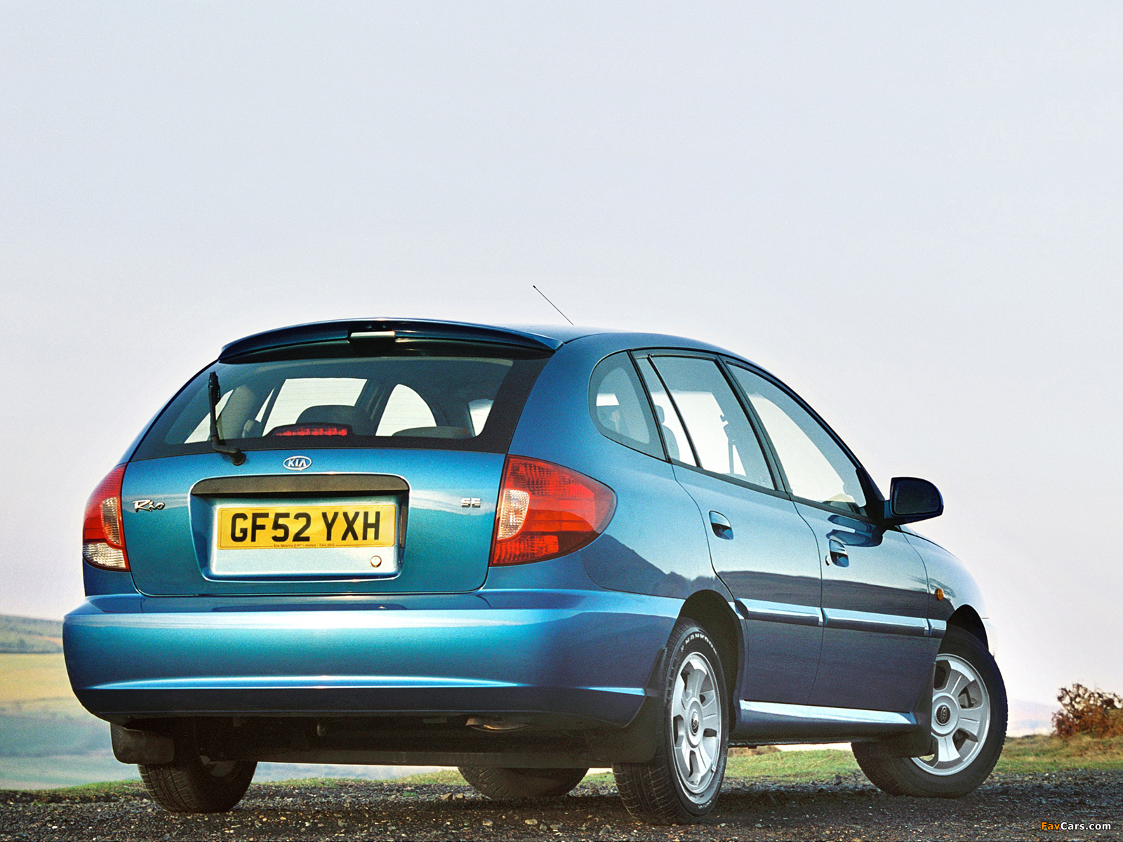 Kia Rio Estate UK-spec (DC) 2002–05 wallpapers (1600 x 1200)