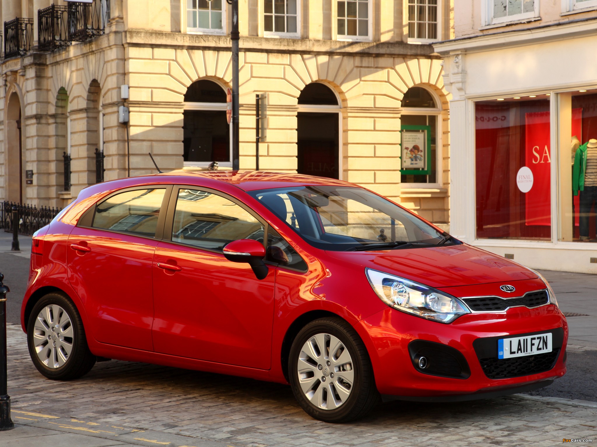 Kia Rio 5-door UK-spec (UB) 2011 wallpapers (2048 x 1536)