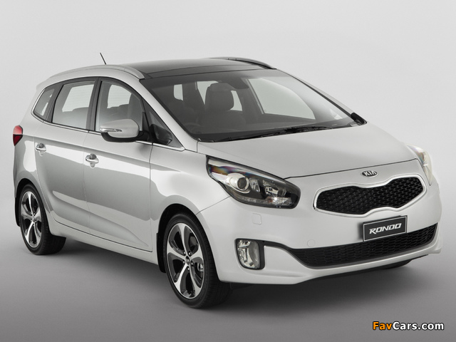 Images of Kia Rondo AU-spec 2012 (640 x 480)