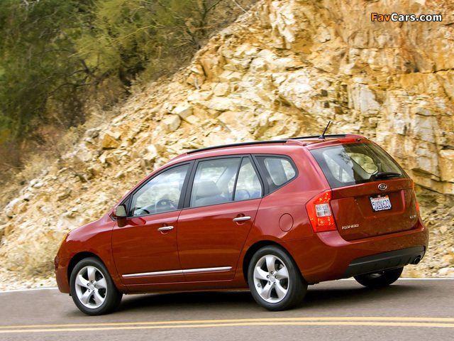 Kia Rondo 2007 pictures (640 x 480)