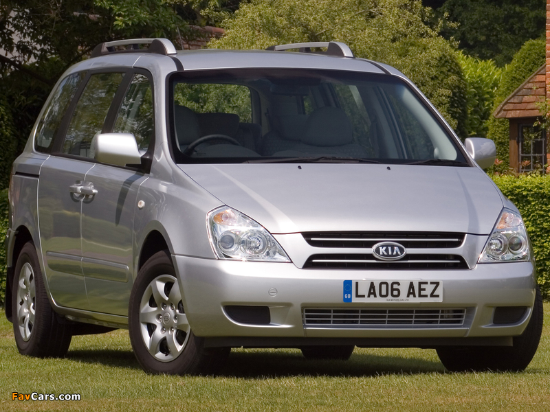 Kia Sedona SWB UK-spec 2006–10 images (800 x 600)