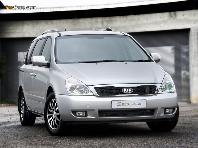 Kia Sedona SWB ZA-spec 2010 pictures (640 x 480)