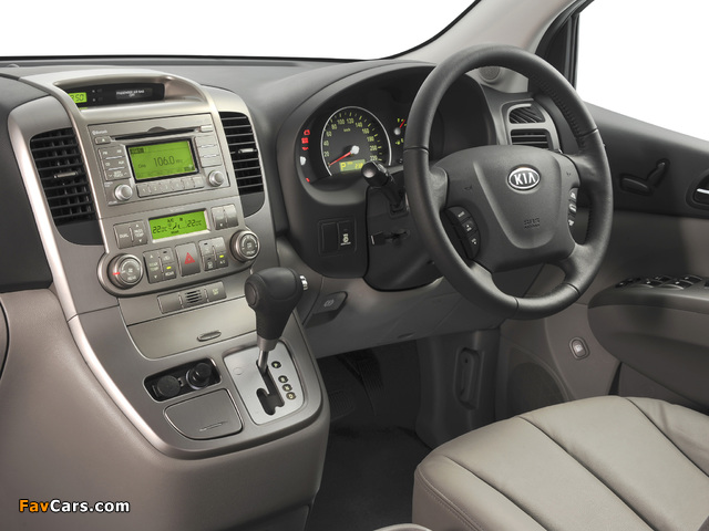 Kia Sedona SWB ZA-spec 2010 wallpapers (640 x 480)