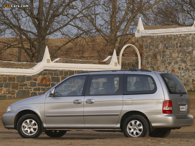 Photos of Kia Sedona ZA-spec 2004–07 (800 x 600)