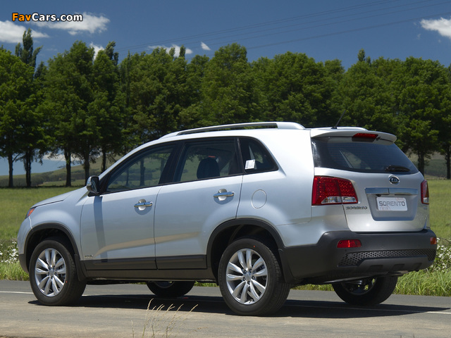 Pictures of Kia Sorento ZA-spec (XM) 2009–12 (640 x 480)