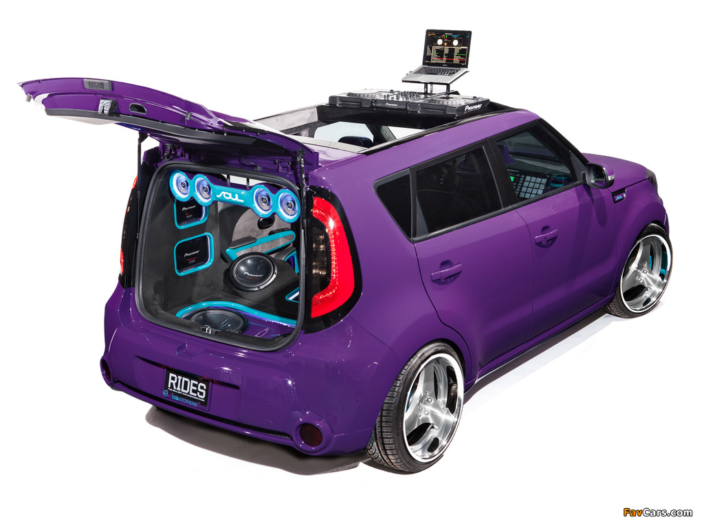 Pictures of Kia DJ Booth Soul 2013 (1024 x 768)