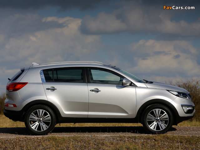 Images of Kia Sportage EcoDynamics UK-spec 2013 (640 x 480)