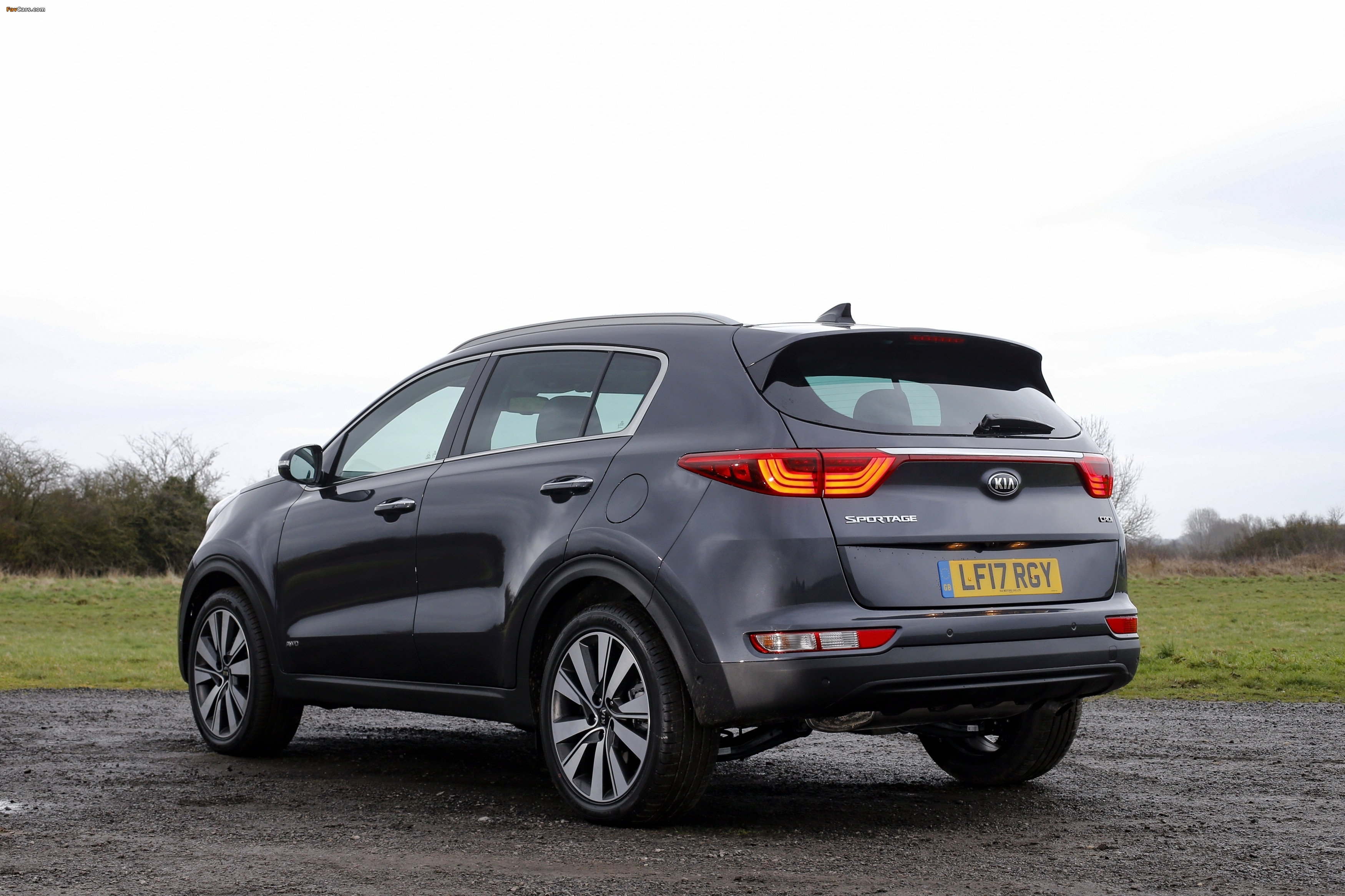 Images of Kia Sportage UK-spec (QL) 2016 (3500 x 2332)