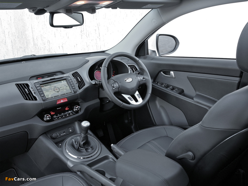 Kia Sportage UK-spec 2010 images (800 x 600)
