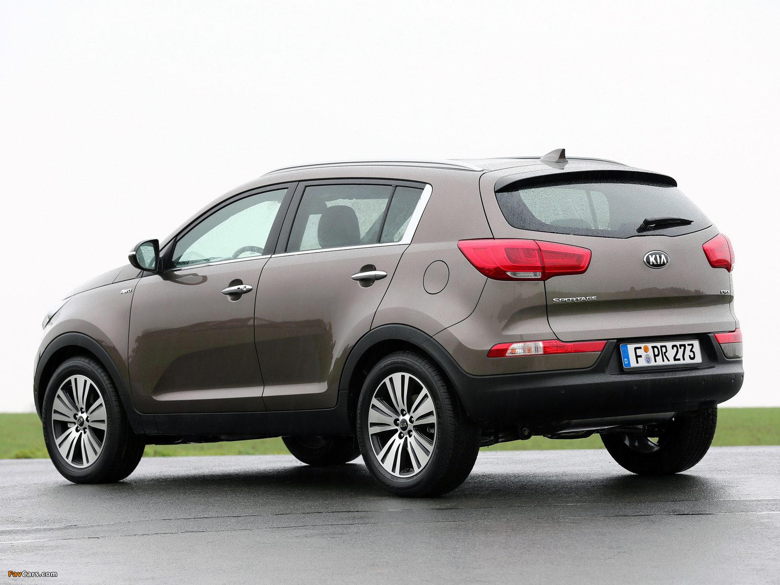 Kia Sportage 2014 images (1600 x 1200)