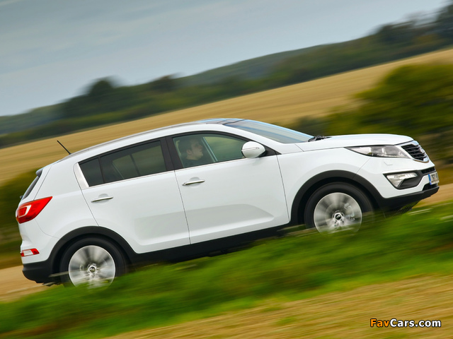 Pictures of Kia Sportage UK-spec 2010 (640 x 480)