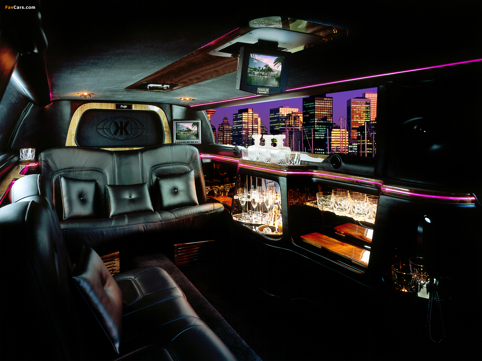 Lincoln Town Car Krystal Limousine 1998–2003 wallpapers (1600 x 1200)