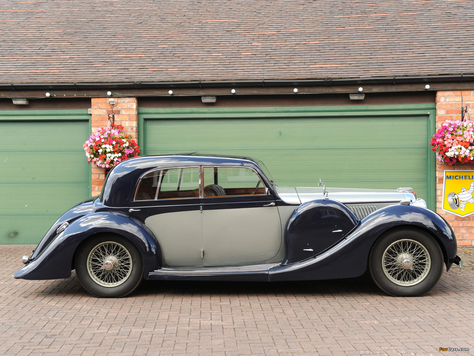 Images of Lagonda V12 Rapide Saloon De Ville 1938–40 (1600 x 1200)