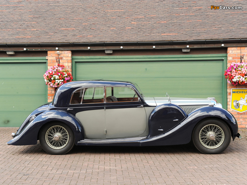 Images of Lagonda V12 Rapide Saloon De Ville 1938–40 (800 x 600)