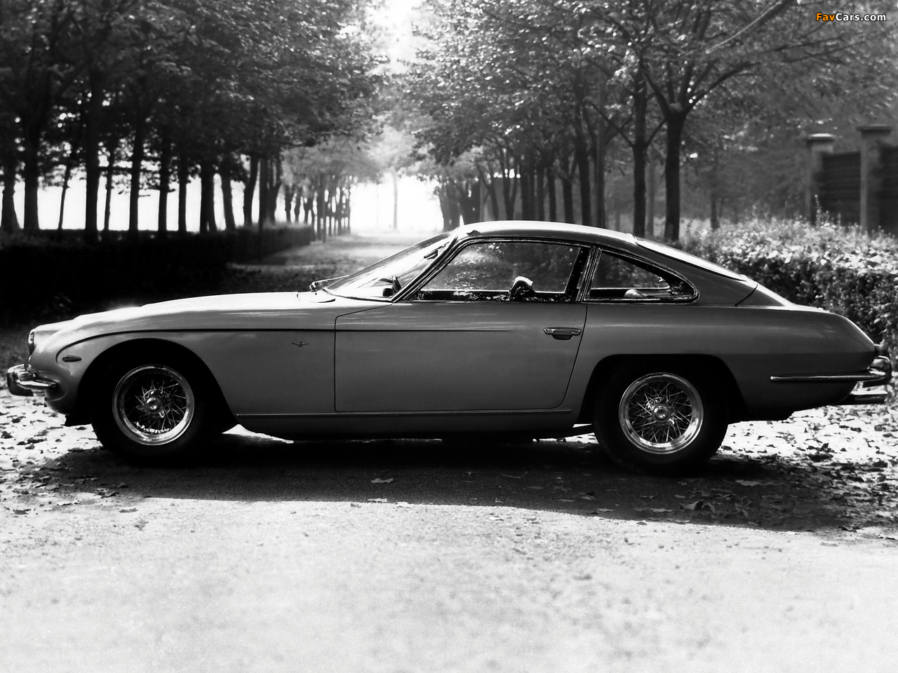 Lamborghini 400 GT 2+2 1966–68 images (1280 x 960)