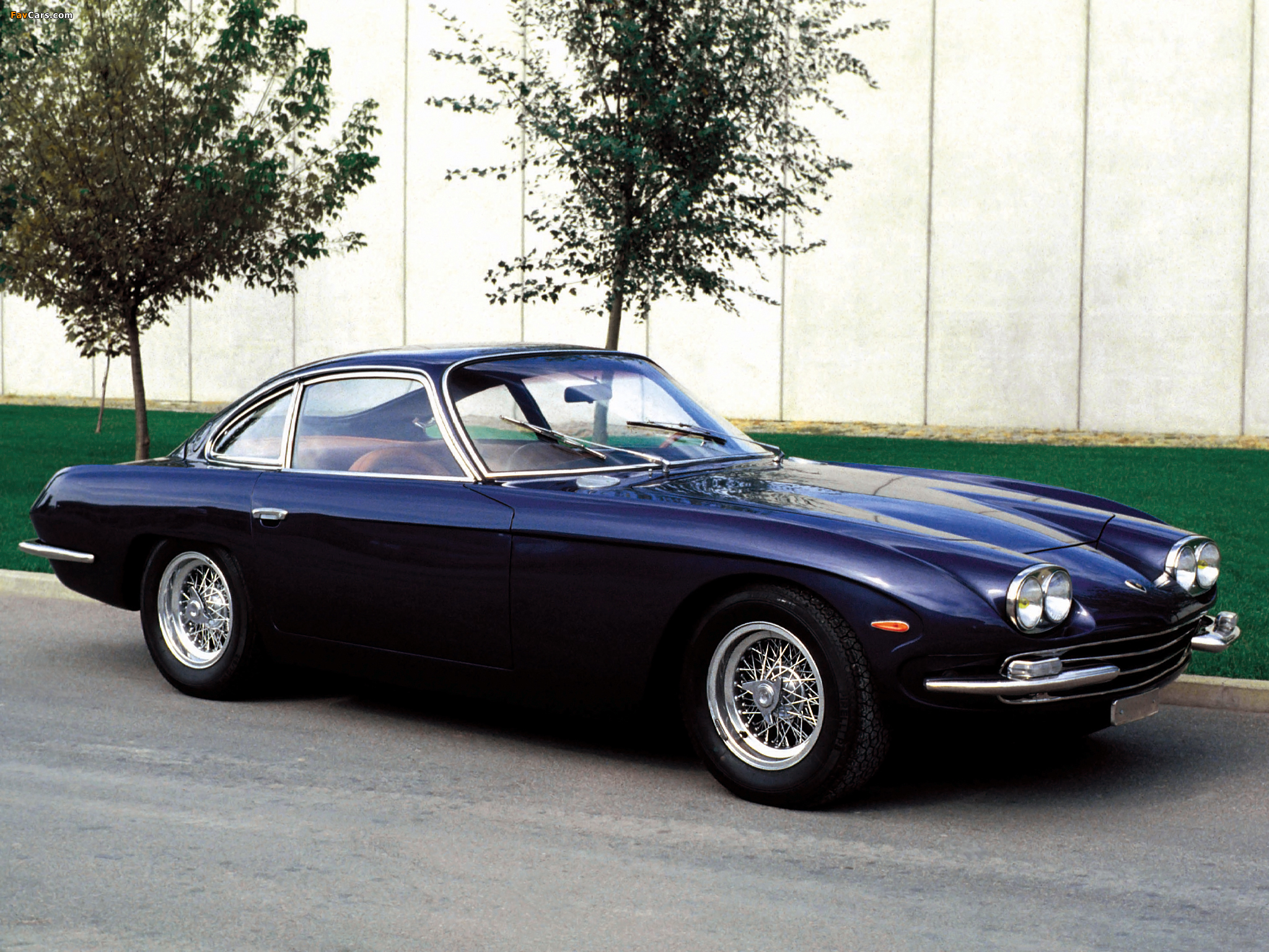 Photos of Lamborghini 400 GT 2+2 1966–68 (2048 x 1536)
