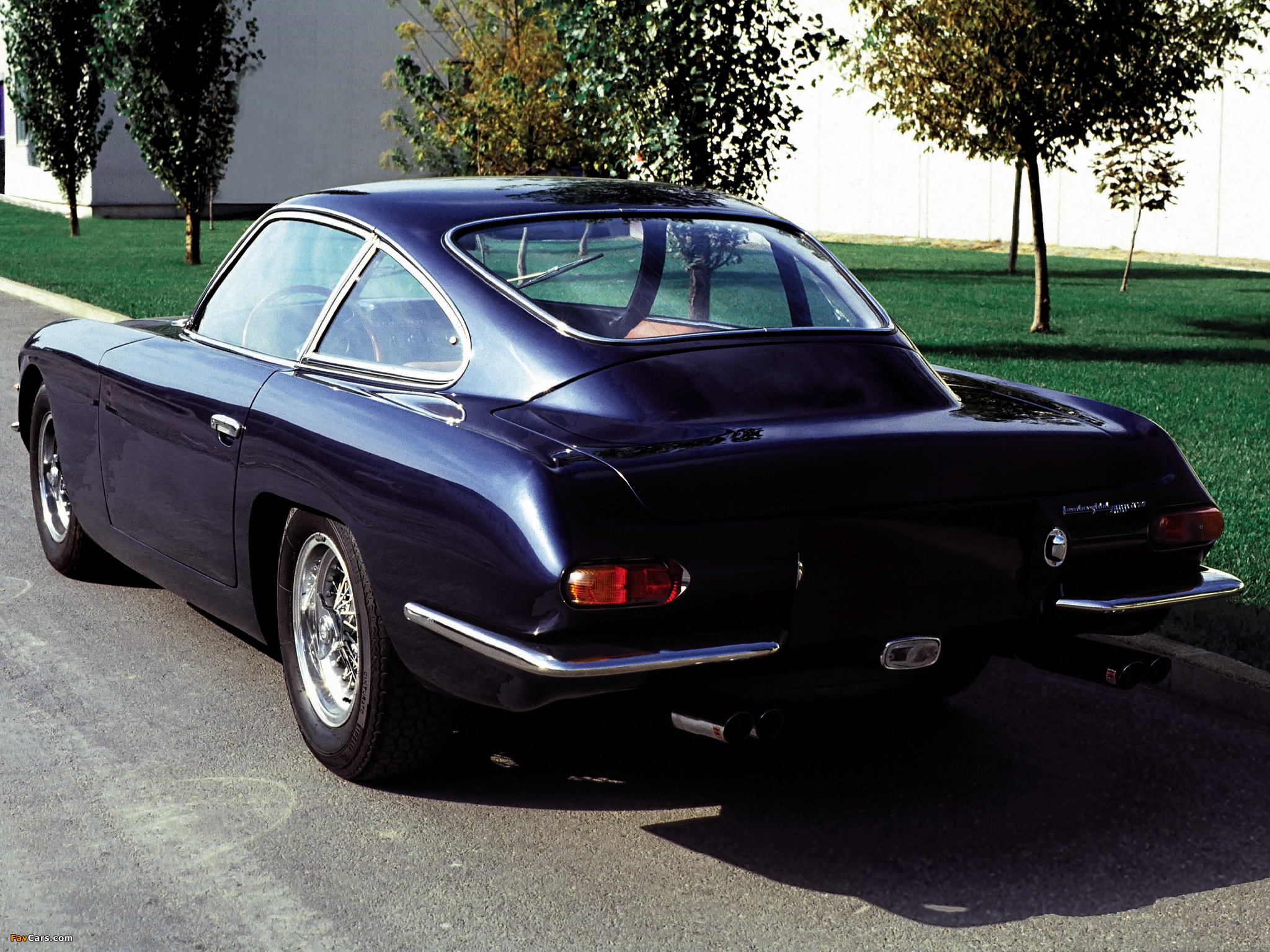 Pictures of Lamborghini 400 GT 2+2 1966–68 (2048 x 1536)