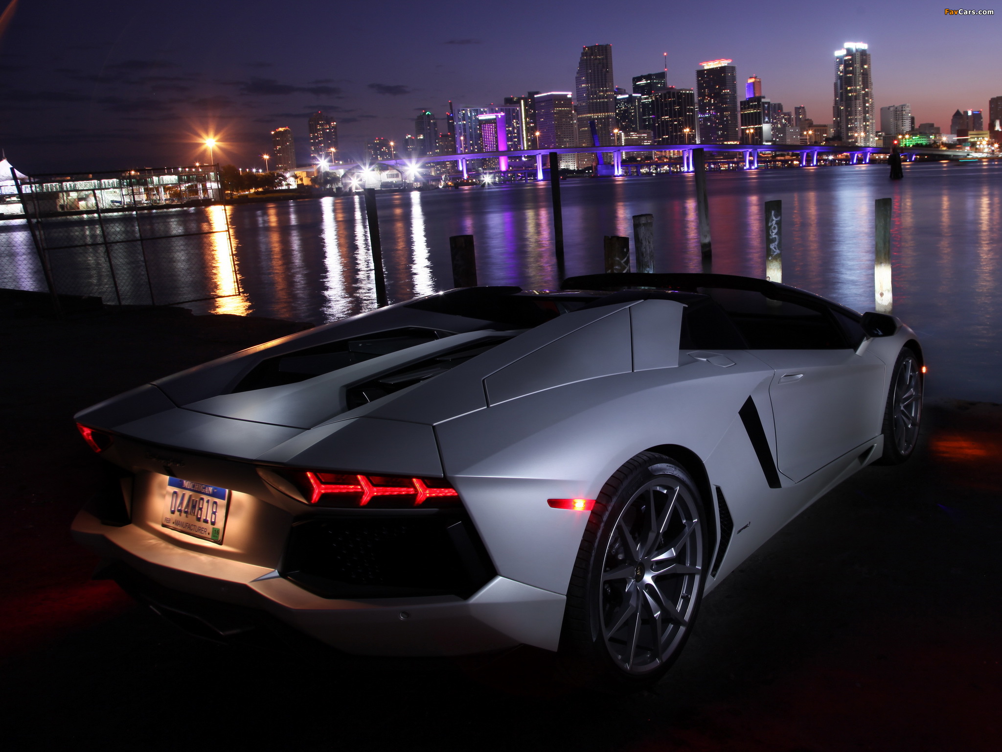 Lamborghini Aventador LP 700-4 Roadster US-spec (LB834) 2013 images (2048 x 1536)