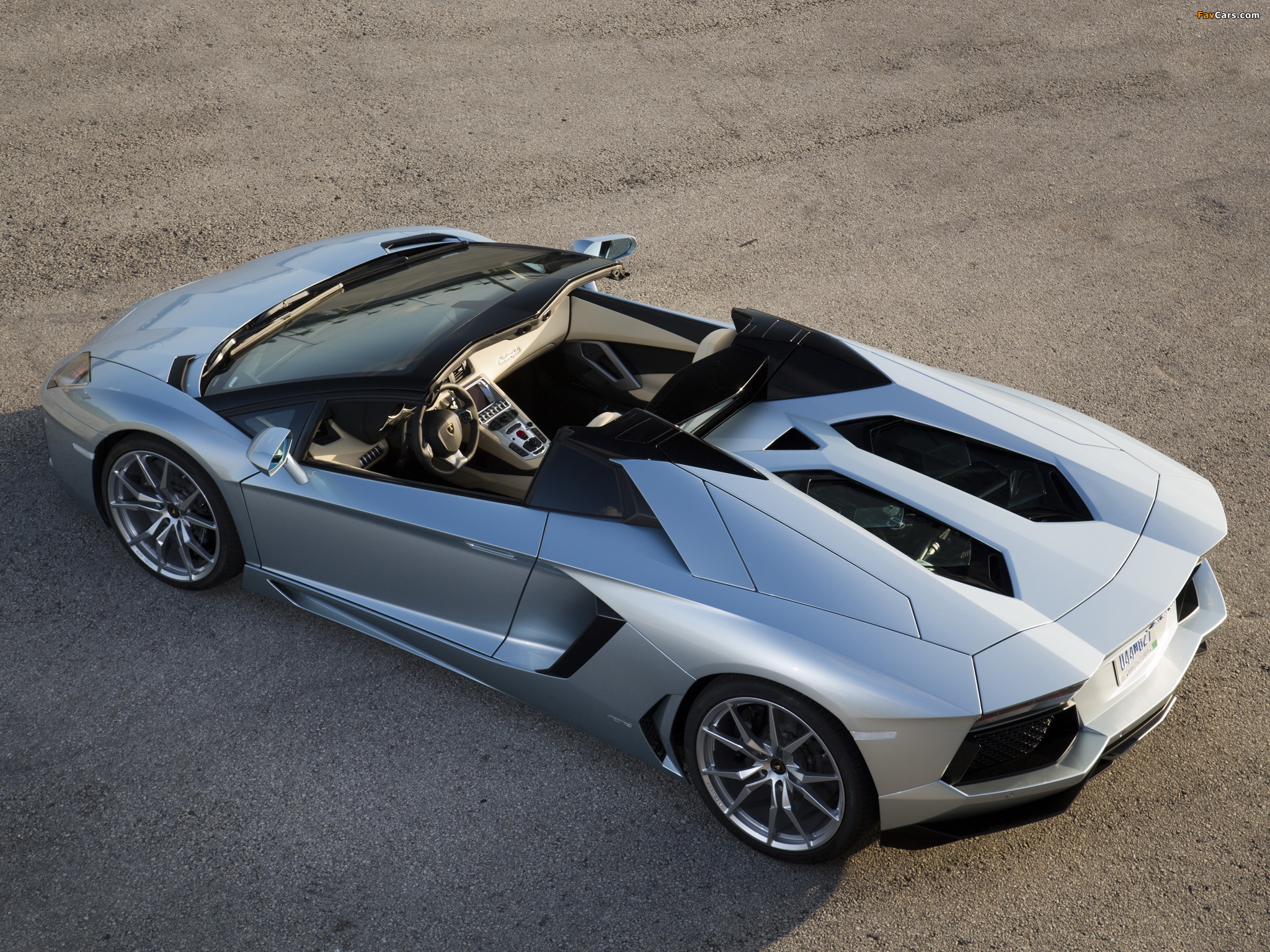 Lamborghini Aventador LP 700-4 Roadster (LB834) 2013 images (2048 x 1536)