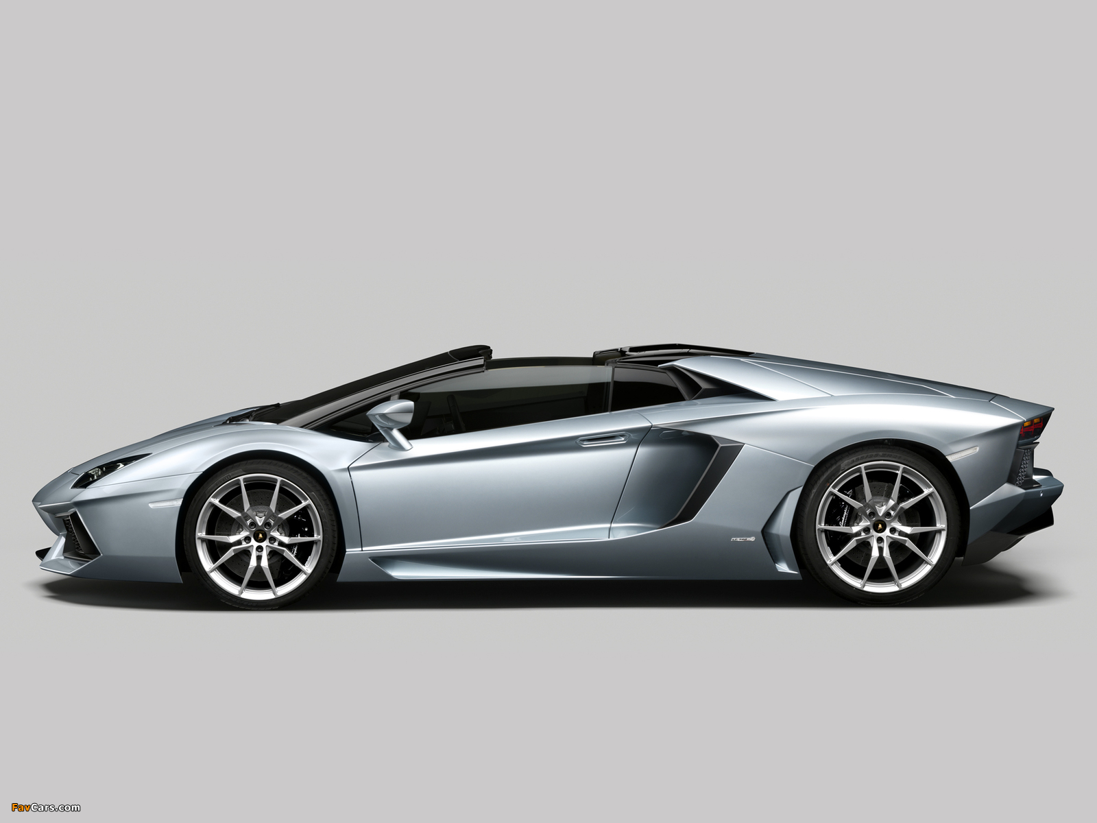 Lamborghini Aventador LP 700-4 Roadster (LB834) 2013 photos (1600 x 1200)