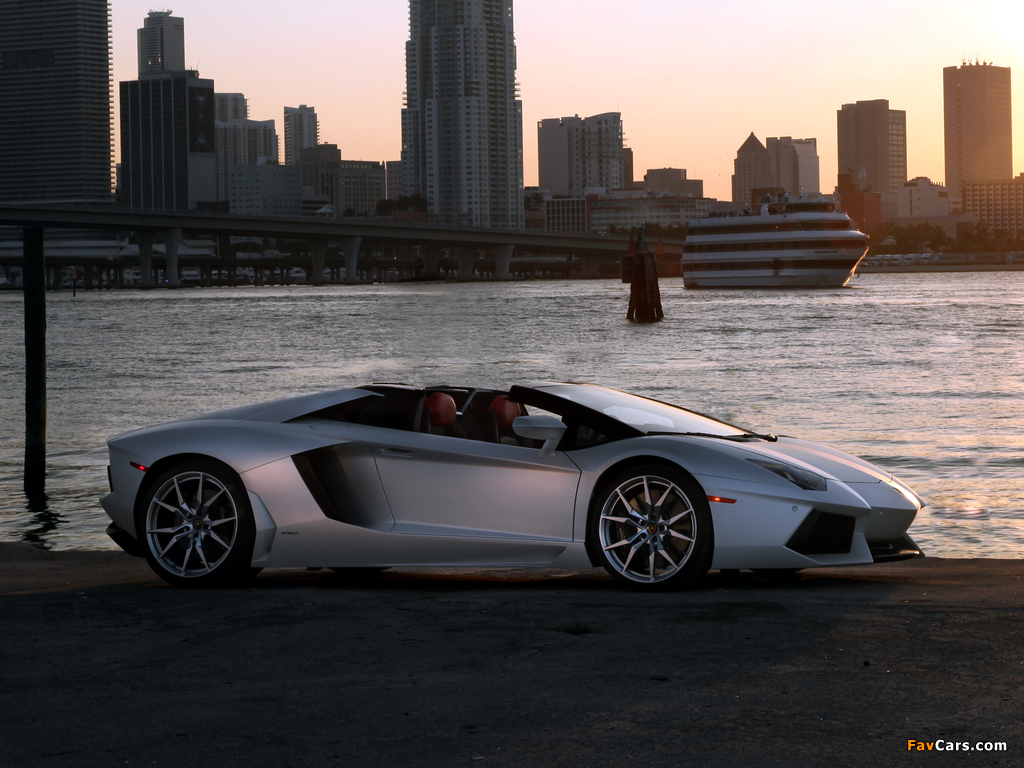 Lamborghini Aventador LP 700-4 Roadster US-spec (LB834) 2013 pictures (1024 x 768)