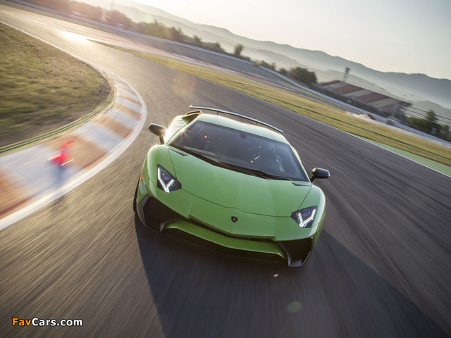 Photos of Lamborghini Aventador LP 750-4 Superveloce US-spec (LB834) 2015 (640 x 480)