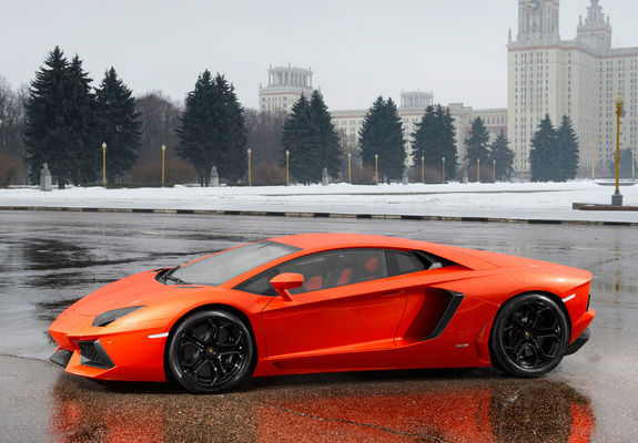 Pictures of Lamborghini Aventador LP 700-4 (LB834) 2011