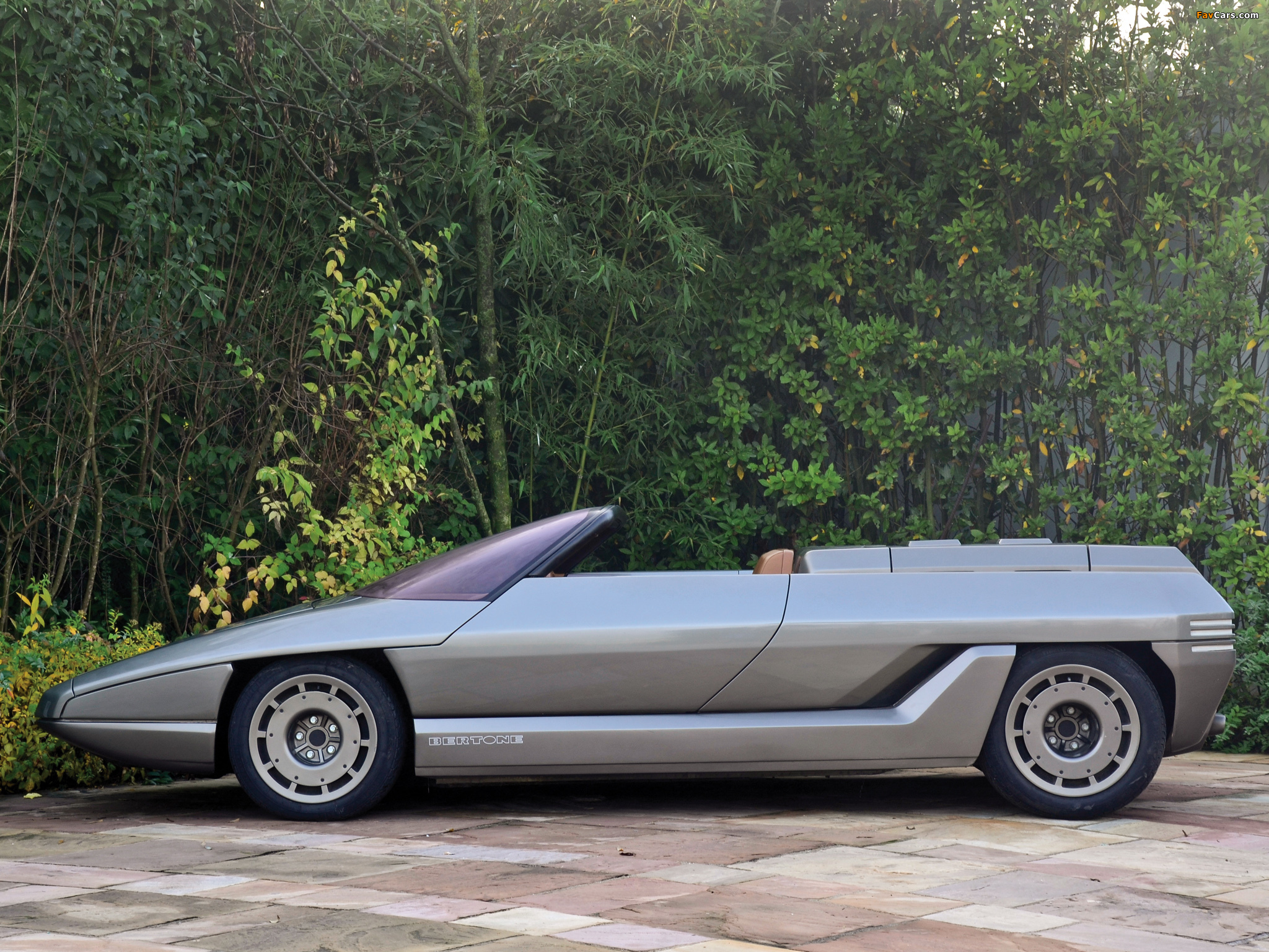Photos of Lamborghini Athon 1980 (2048 x 1536)
