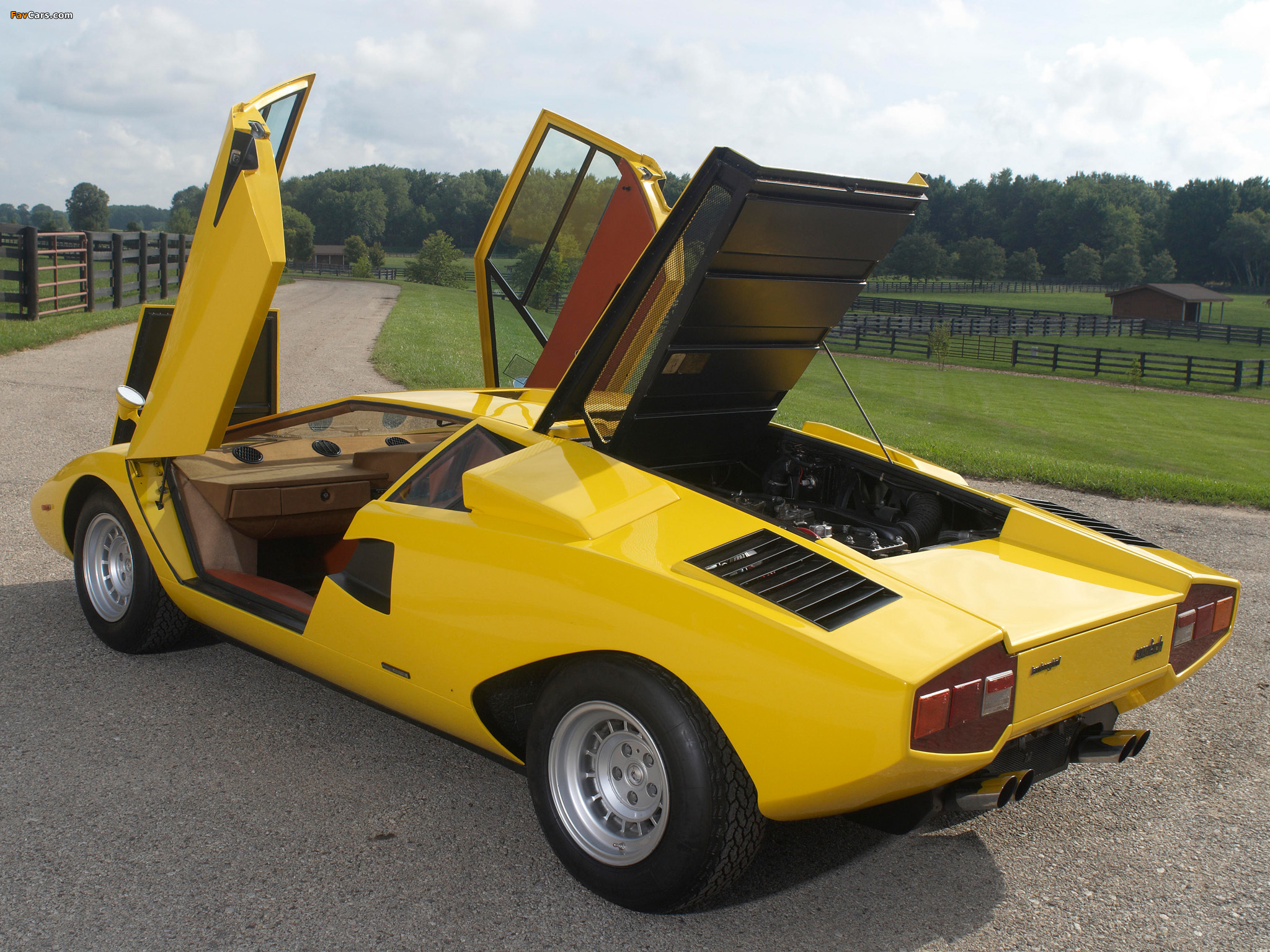 Images of Lamborghini Countach LP400 UK-spec 1974–78 (2048 x 1536)