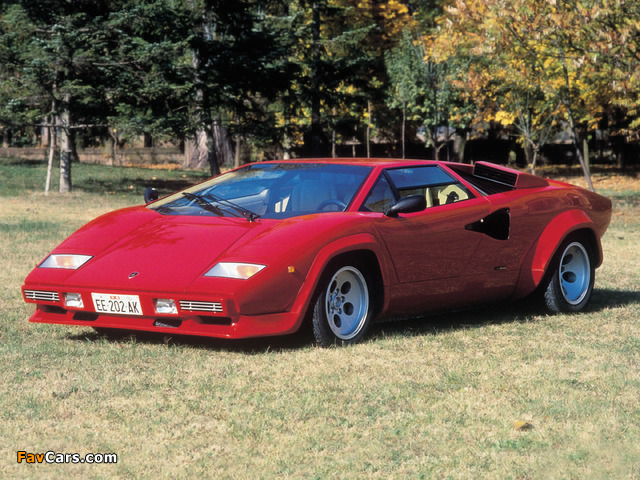 Lamborghini Countach LP5000 S Quattrovalvole 1985–89 wallpapers (640 x 480)