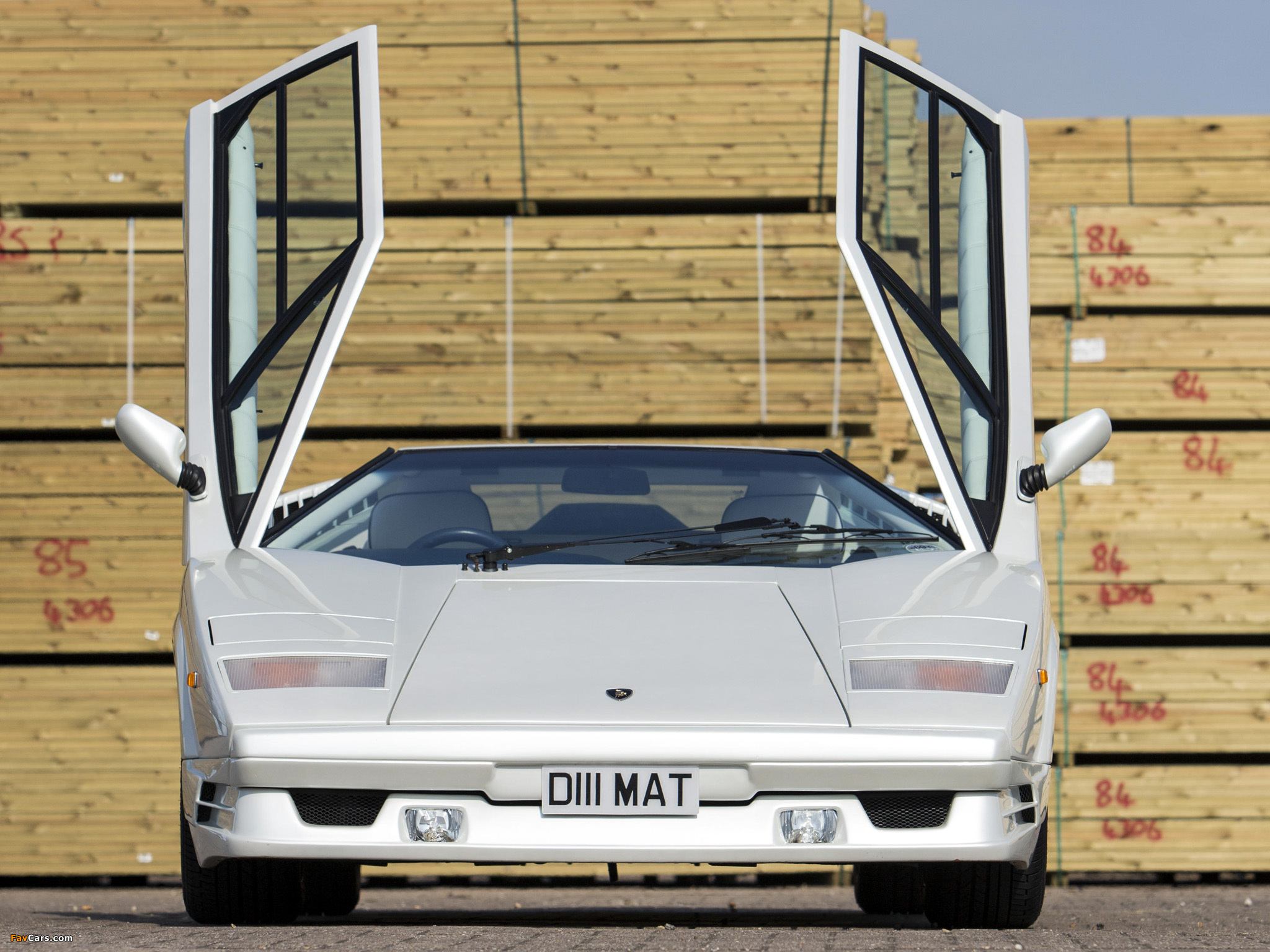 Lamborghini Countach 25th Anniversary UK-spec 1988–90 images (2048 x 1536)