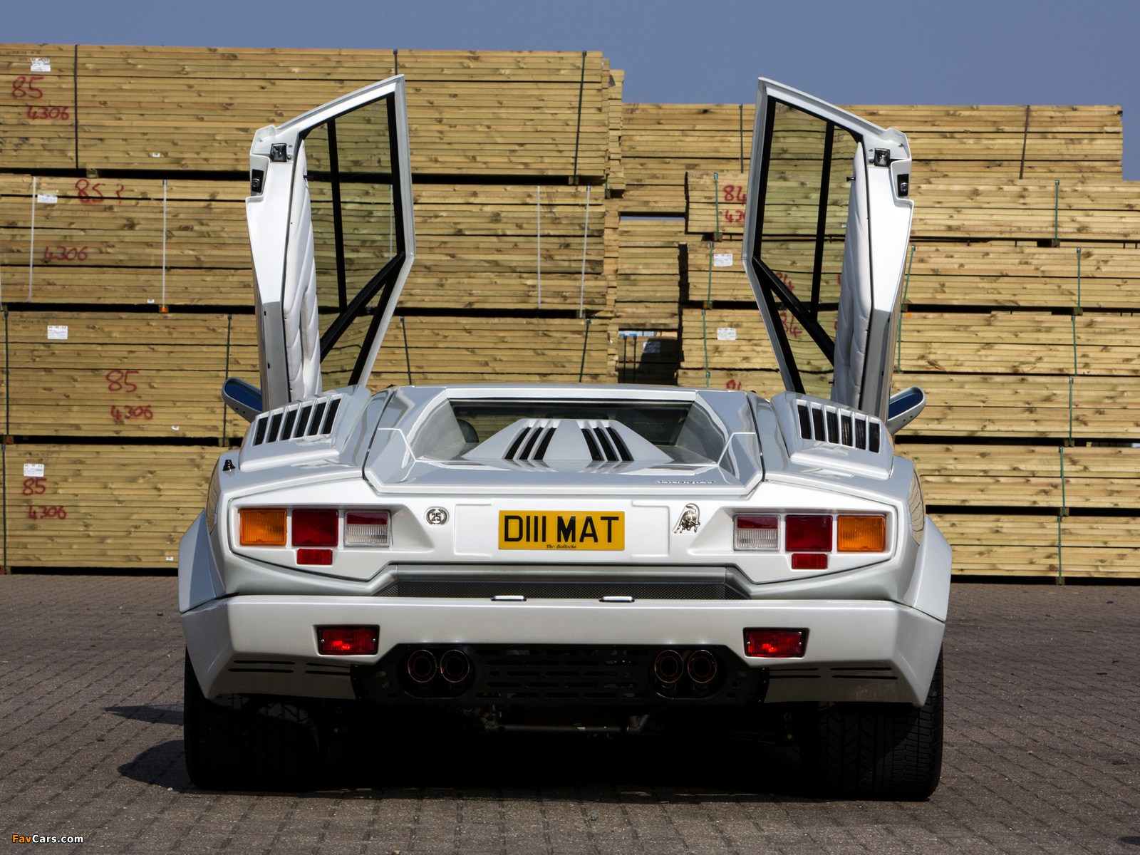 Lamborghini Countach 25th Anniversary UK-spec 1988–90 pictures (1600 x 1200)