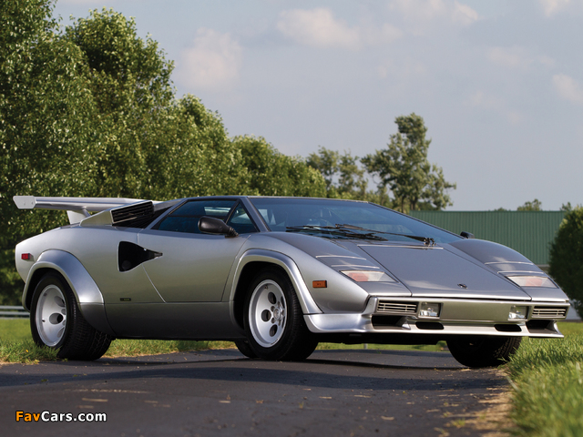 Photos of Lamborghini Countach LP5000 S 1982–85 (640 x 480)