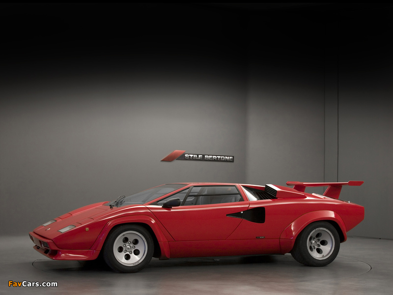 Pictures of Lamborghini Countach LP5000 S Quattrovalvole 1985–89 (800 x 600)